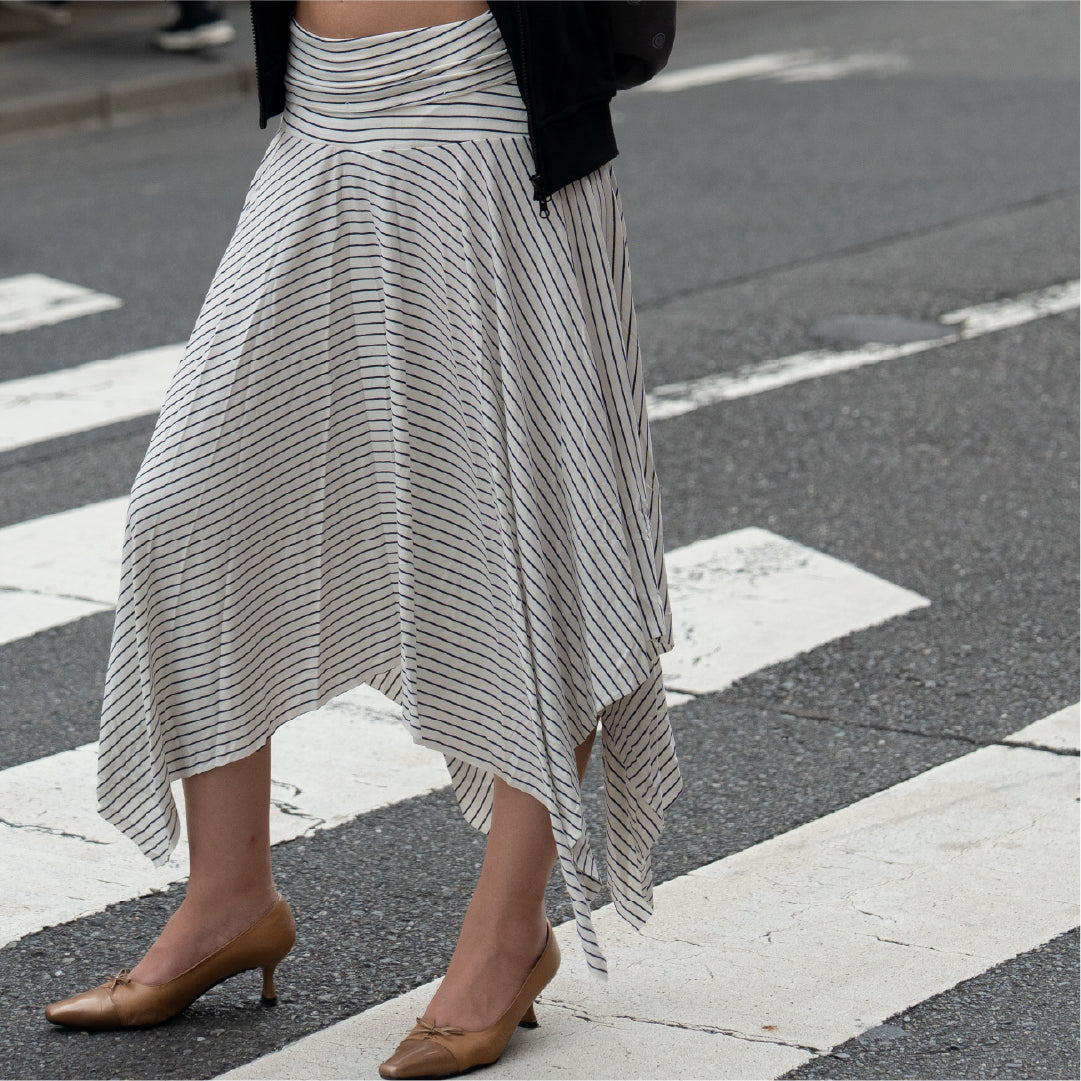Pattero - Dancing Pattern Light Stripe Skirt